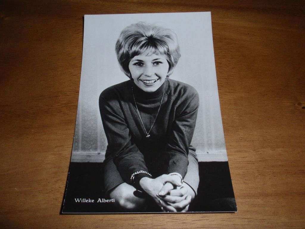 Willeke Alberti Actrice Zangeres, Verzamelen, Verzenden, 1960 tot 1980, Ongelopen, Sterren en Beroemdheden
