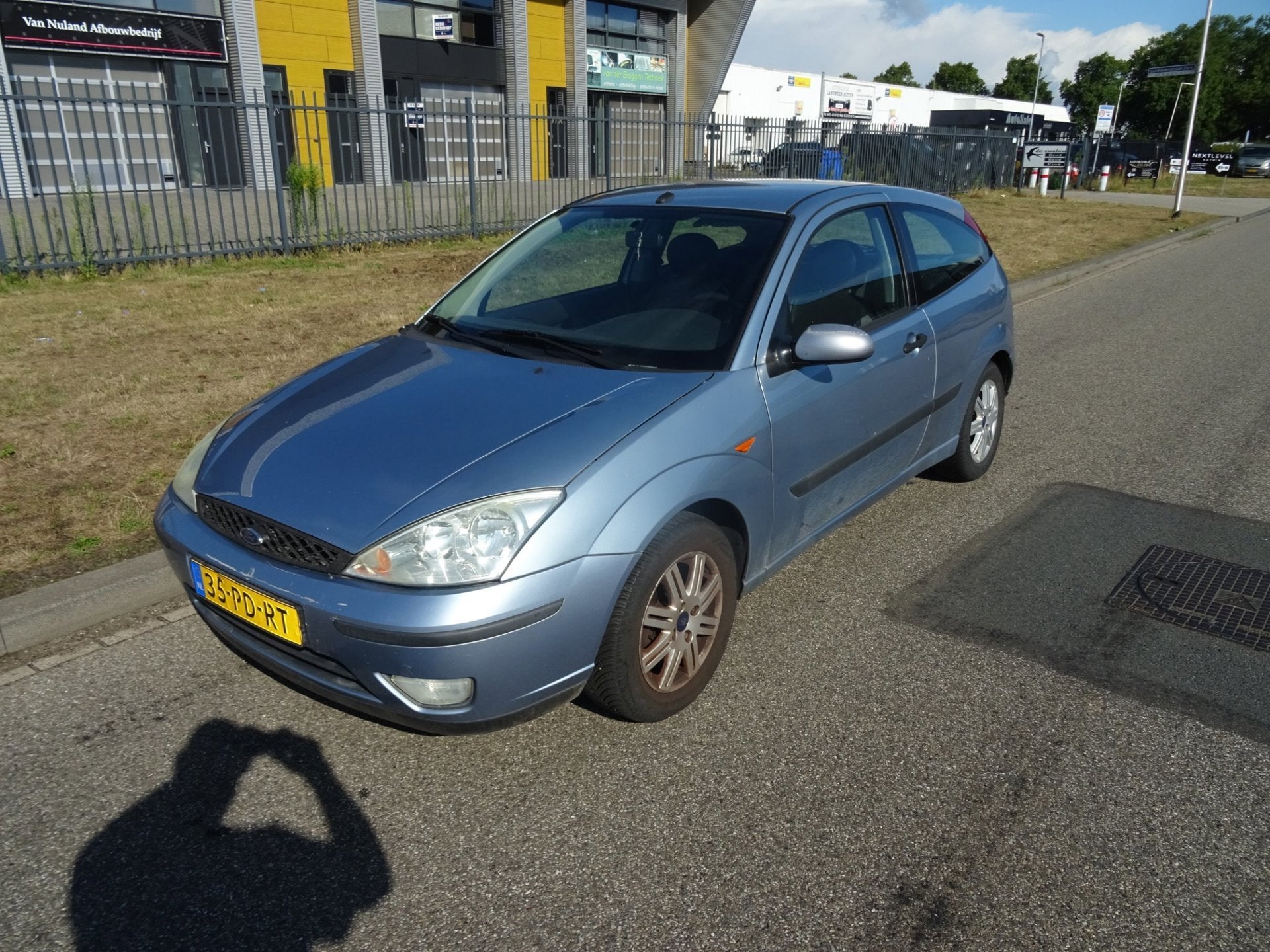 Ford Focus 1.6-16V Futura, 1596 cc, 4 cilinders, 49 €/maand, Handgeschakeld