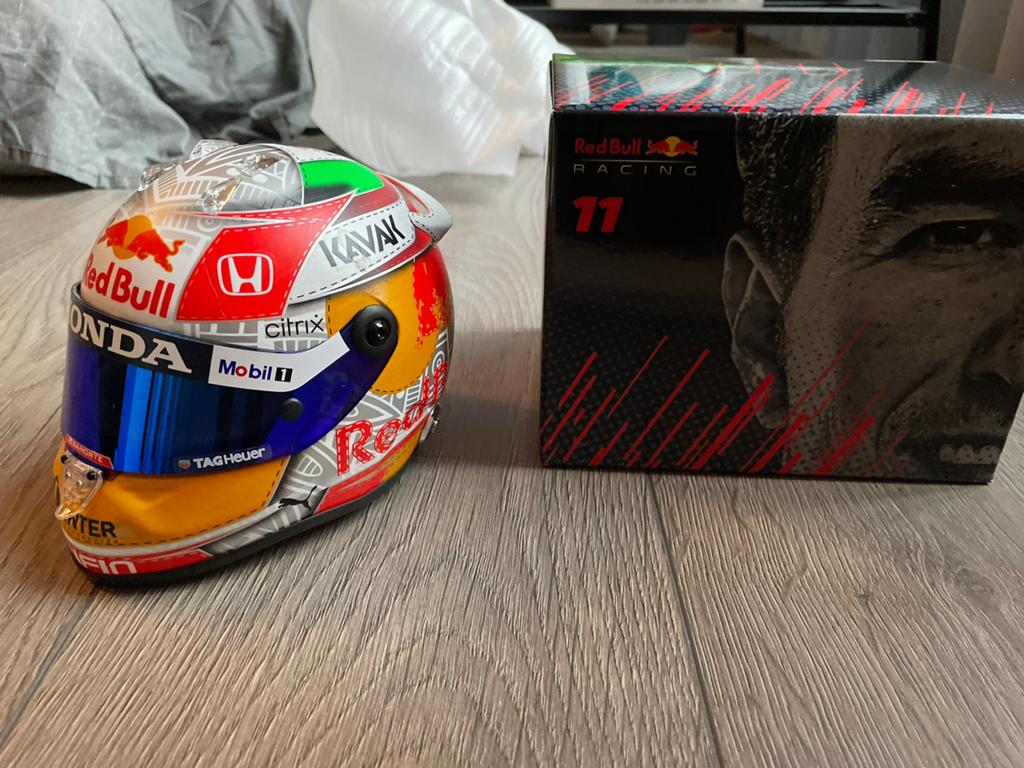 Helm Sergio Perez schaal 1:2 GP Oostenrijk 2021, Ophalen of Verzenden, Nieuw, Formule 1