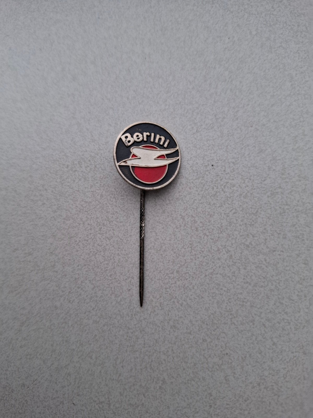 Vintage speldje pin prikker steekspeld Berini, Verzamelen, Ophalen of Verzenden