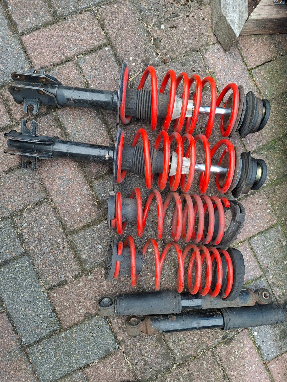 fiat punto Schokdempers met verlagingsveren - Set van 4, Auto-onderdelen, Ophalen, Gebruikt, Universele onderdelen