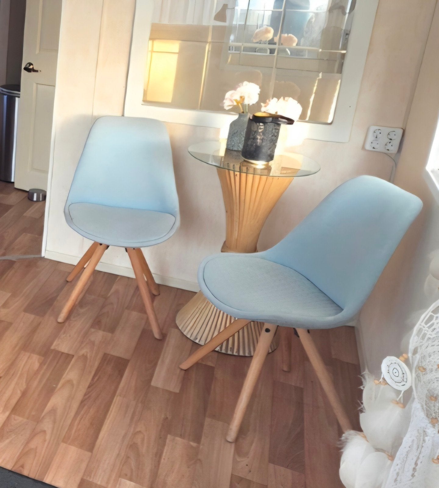 leuk zitje met 2 stoelen en tafeltje, Ophalen, Twee