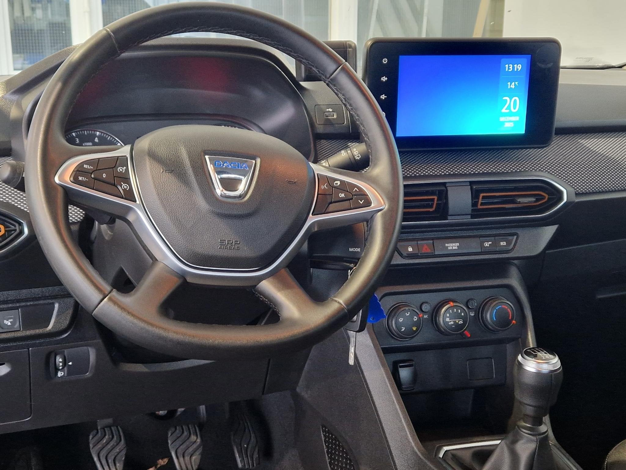 Dacia Sandero Stepway 1.0 TCe 90 Comfort | Apple CarPlay / A, Auto's, Dacia, LED verlichting, Met garantie (alle), Blauw, Origineel Nederlands