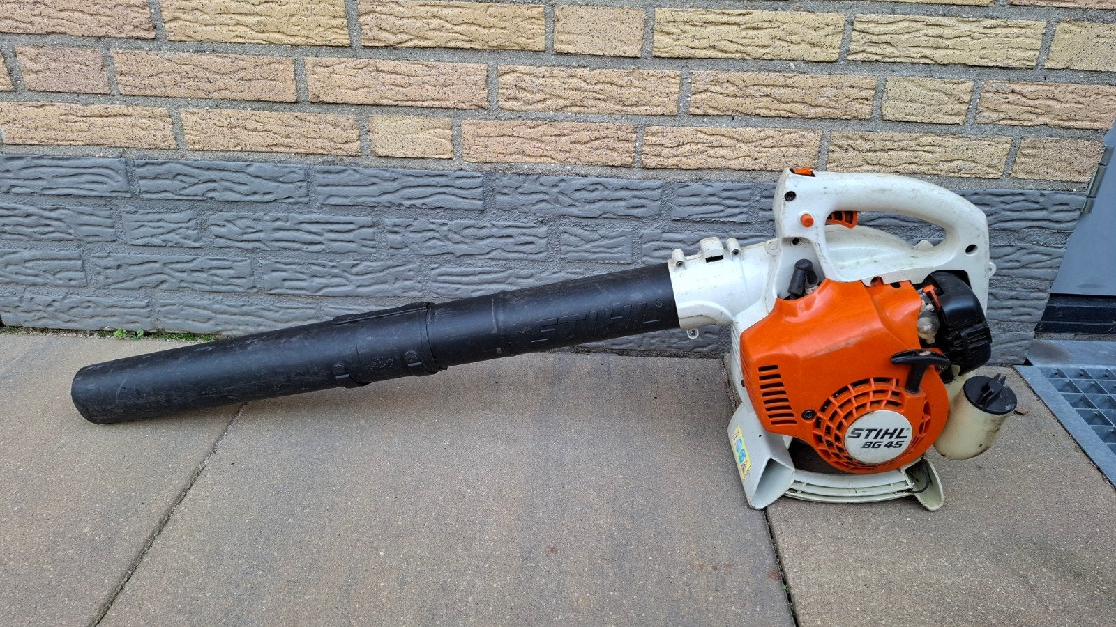 Stihl BG45 Handgedragen bladblazer, Gebruikt, Handgedragen, Met versnipperfunctie, Ophalen of Verzenden