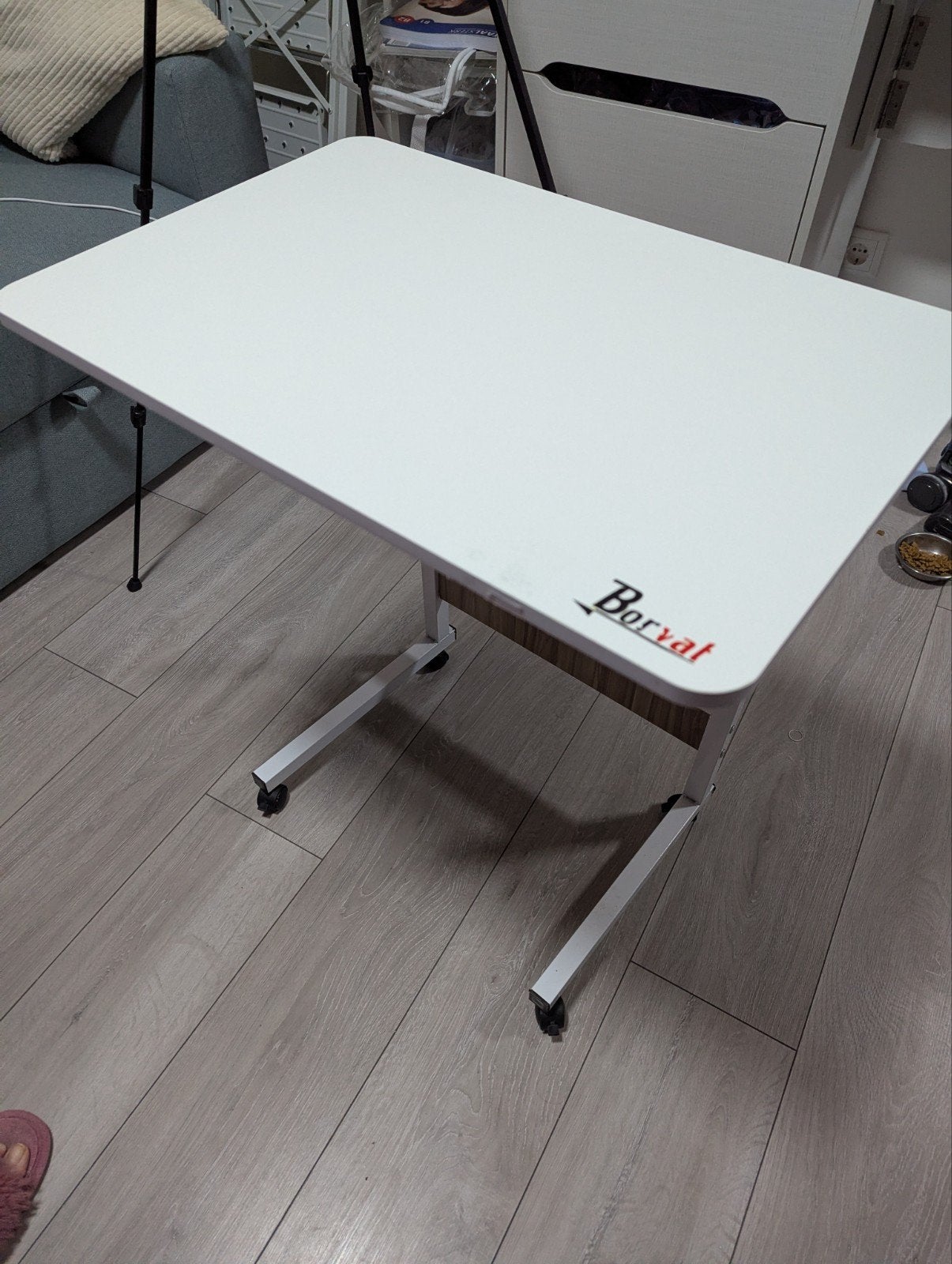 Verrijdbare laptoptafel/bijzettafel - Wit, Ophalen, Gebruikt, Modern, functioneel, 55 tot 75 cm