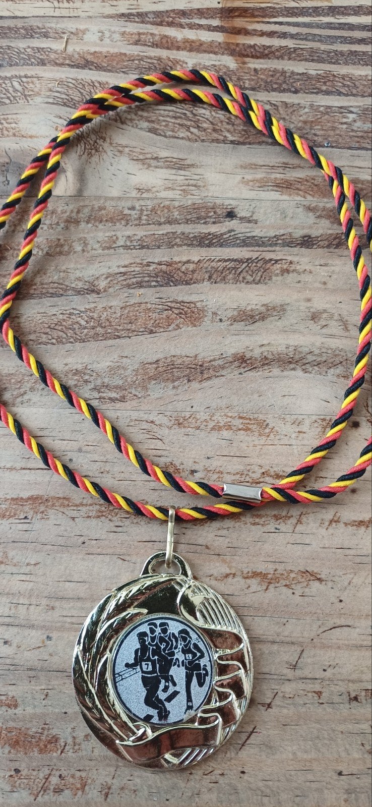 Medaille Frühjahrs Waldlauf Sonsbeck met lint, Ophalen of Verzenden, Overige materialen