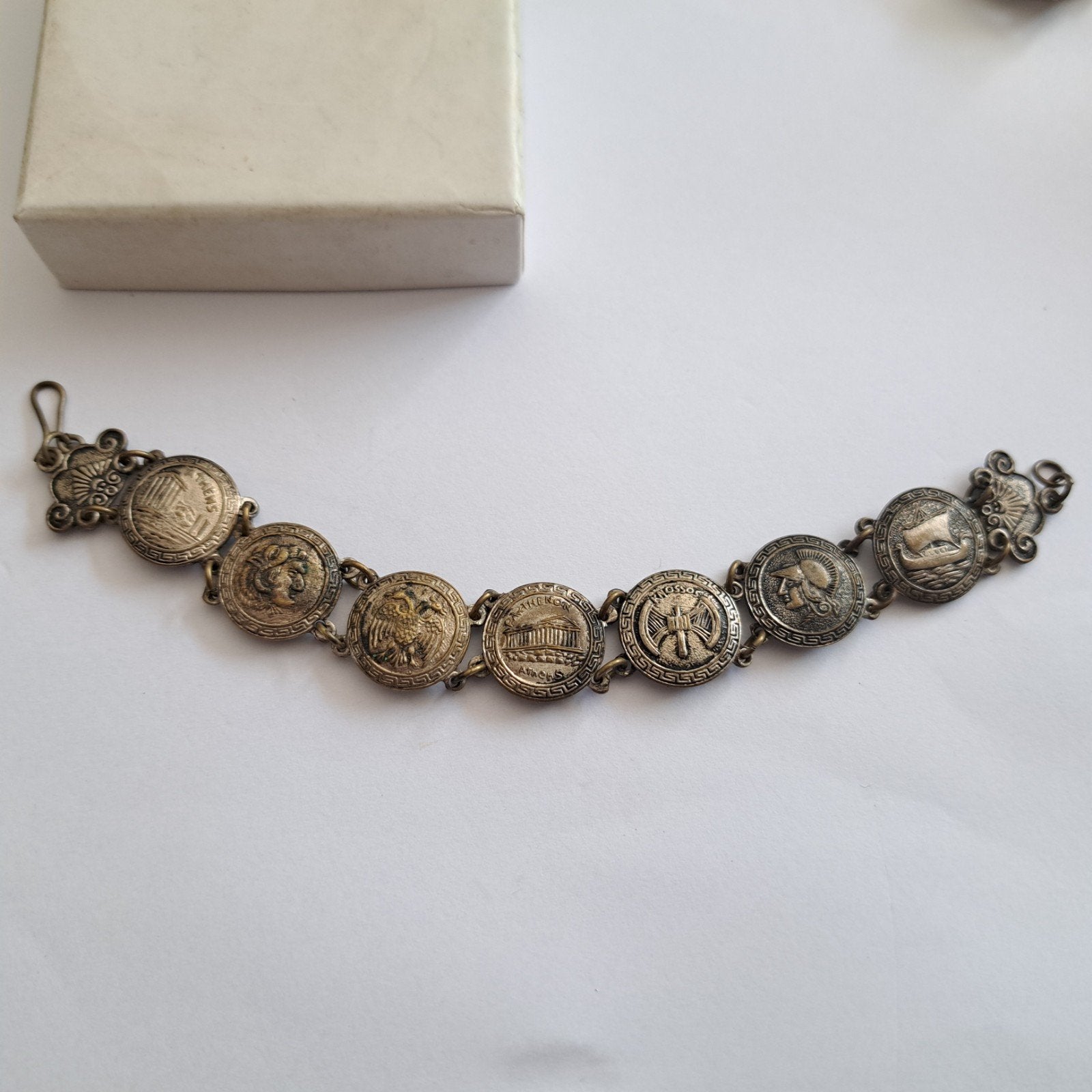 oude bedelarmband Griekse afbeeldingen, Sieraden, Tassen en Uiterlijk, Antieke sieraden, Verzenden, Overige materialen, Armband