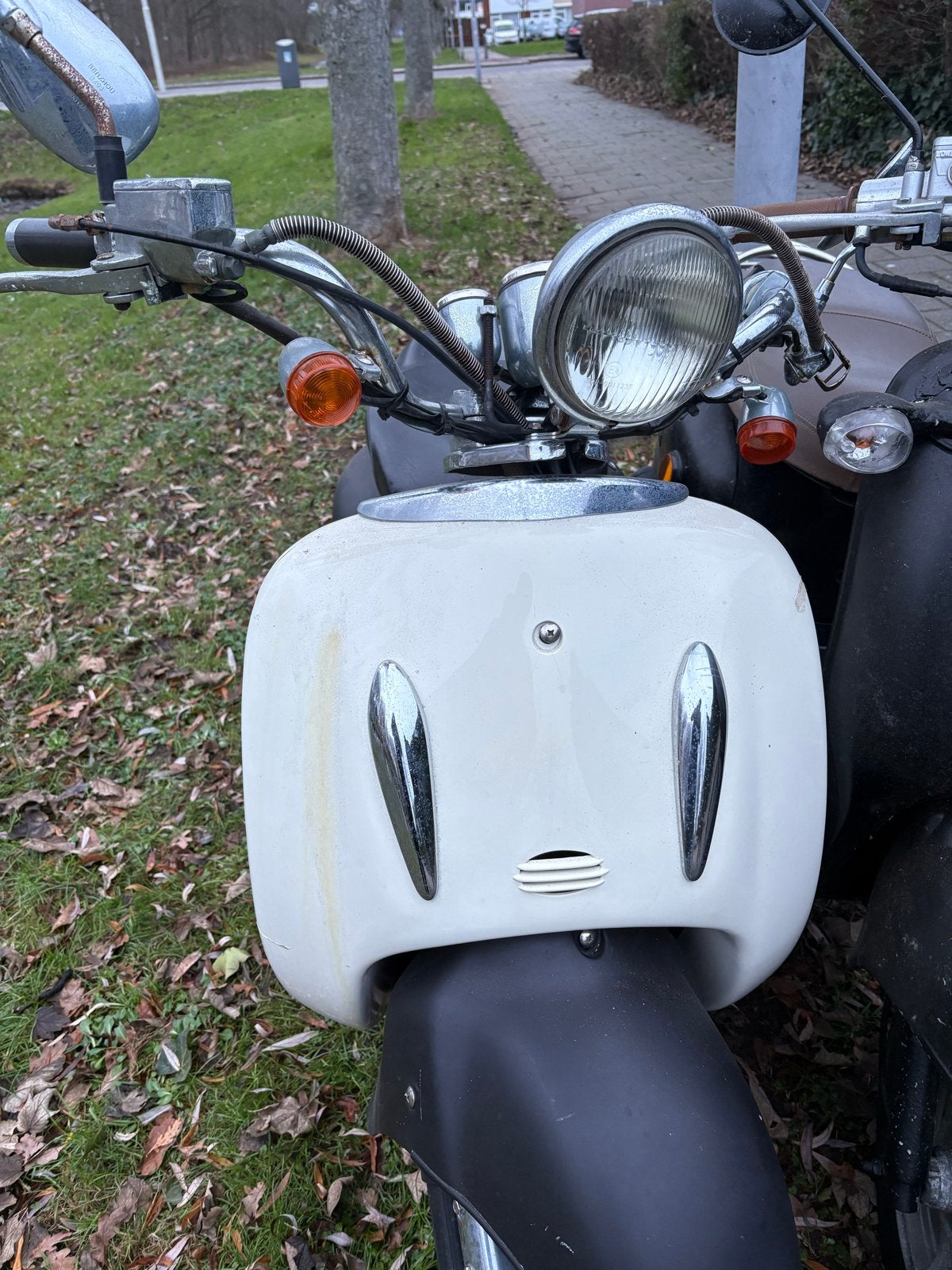 Scooter - Start en rijdt niet - Voor onderdelen/reparatie, Ophalen, Gebruikt, Benzine, Overige merken