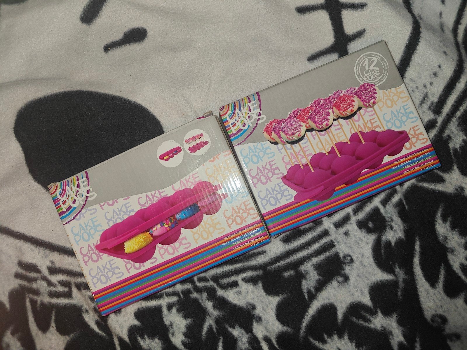 2x Siliconen Cake Pop Bakvormen - Roze, Ophalen of Verzenden, Nieuw, Taarten of Cupcakes, Bakvorm