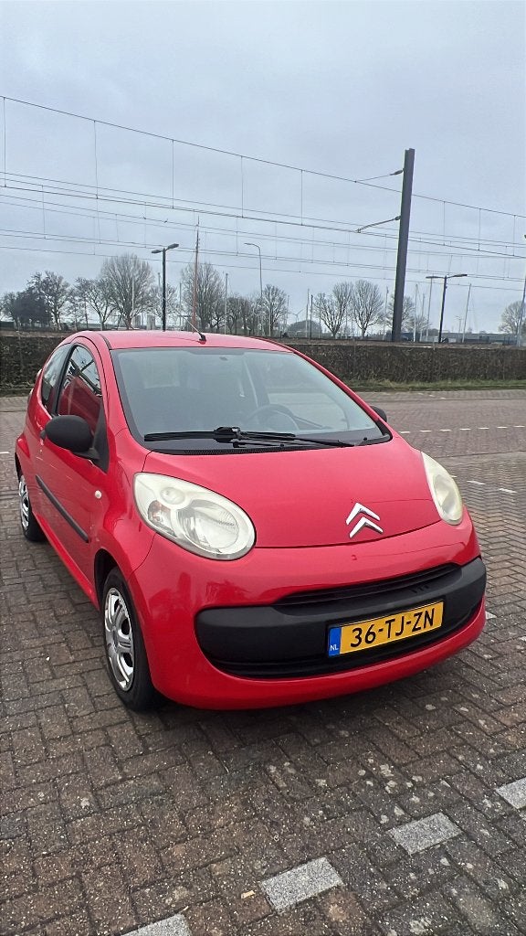 Citroën C1 1.0 3-DRS 2006 Rood, Auto's, Voorwielaandrijving, Airbags, 765 kg, 4 stoelen