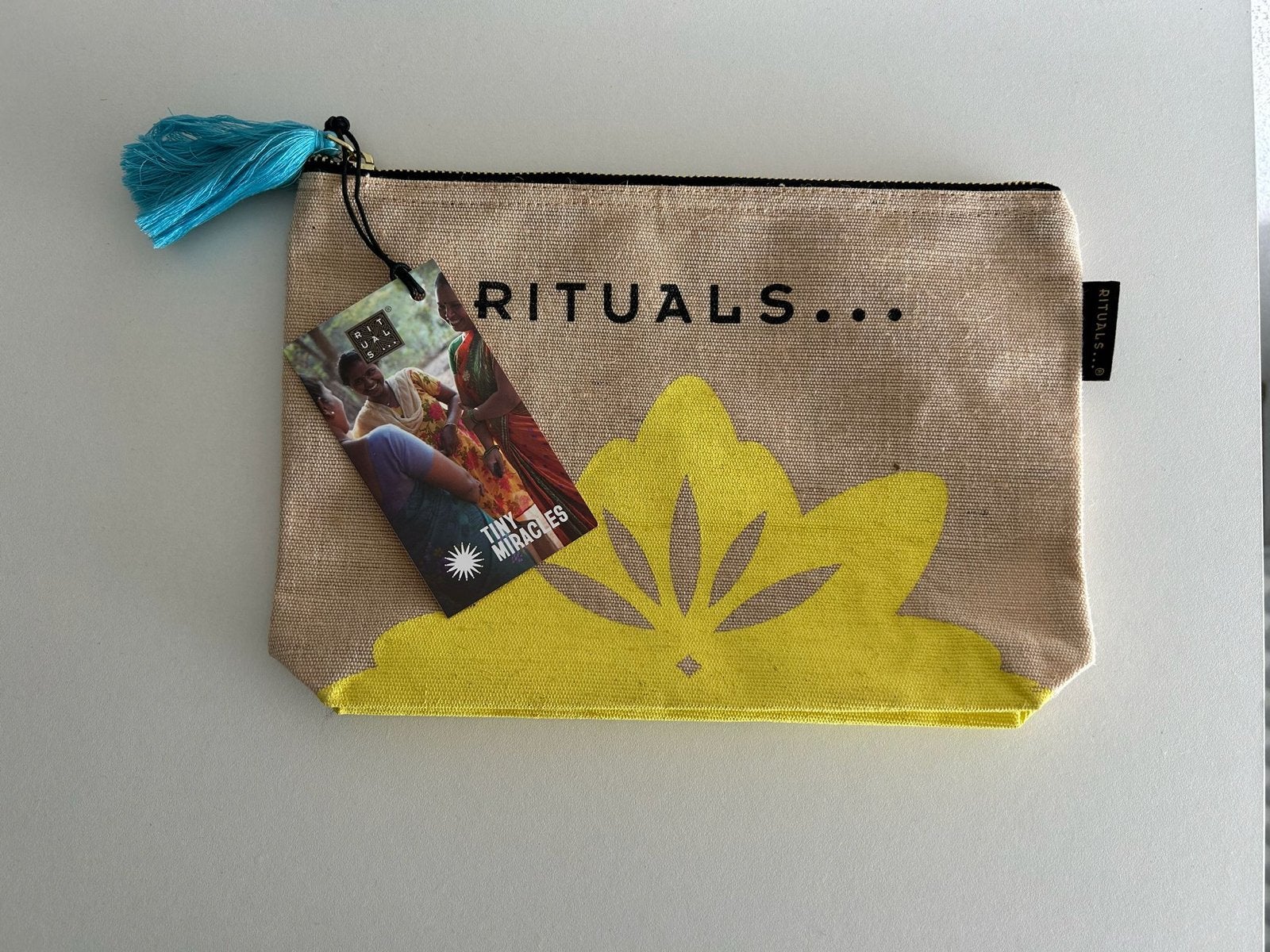 Rituals Tiny Miracles tasje - Nieuw met kaartjes, Ophalen of Verzenden, Nieuw, Beige, Overige typen