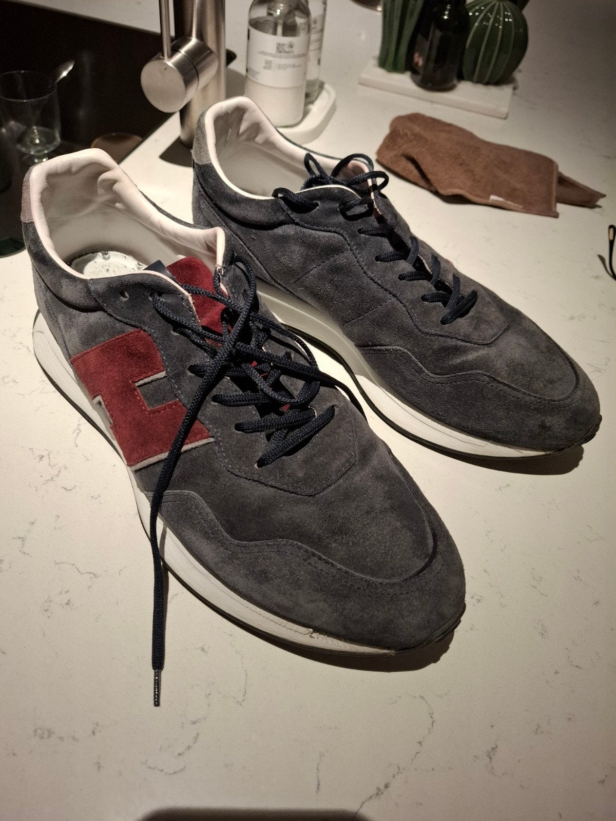 Hogan Sneaker 601 - Maat 46, Kleding | Heren, Ophalen of Verzenden, Gedragen, Hogan