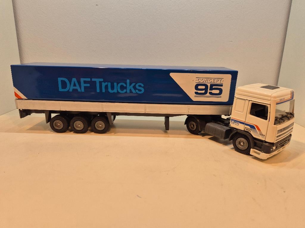 Tekno DAF 95 DAF Trucks Concept 95, Hobby en Vrije tijd, Modelauto's | 1:50, Ophalen of Verzenden, Gebruikt, Bus of Vrachtwagen