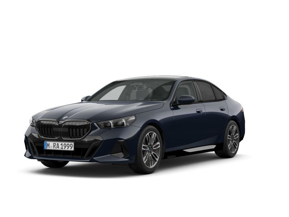 BMW 5-serie 520i M Sportpakket Pro | Innovation Pack | Trave, Automaat, 1998 cc, Achterwielaandrijving, Zwart