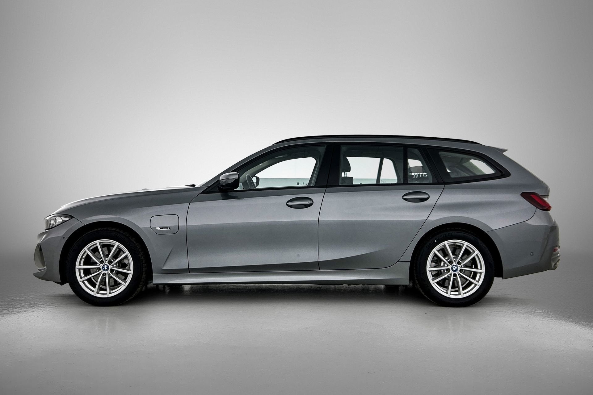 BMW 3-serie Touring 320e (TREKHAAK WEGKLAPBAAR, MEMORY SEATS, Gebruikt, 4 cilinders, 163 pk, Hybride Elektrisch/Benzine