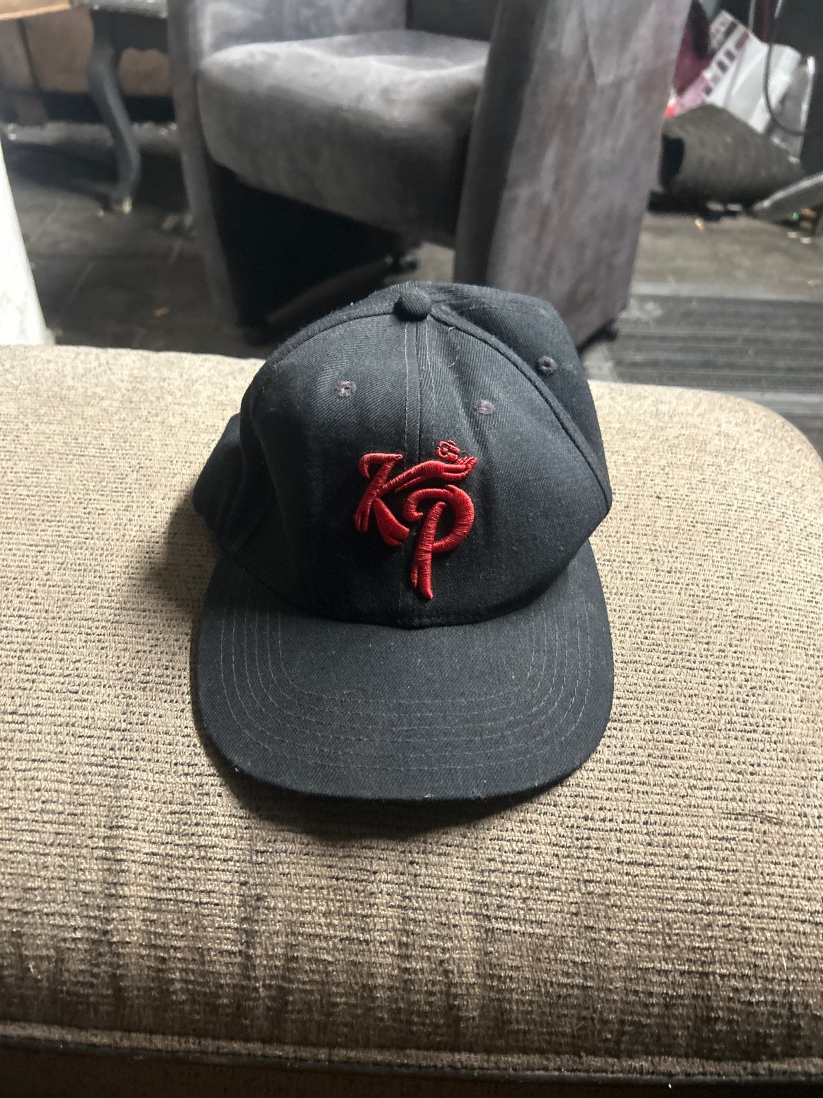 De pet is een paar keer gebruikt en gedragen bij creator FC, Kleding | Heren, Ophalen of Verzenden, Zo goed als nieuw, One size fits all