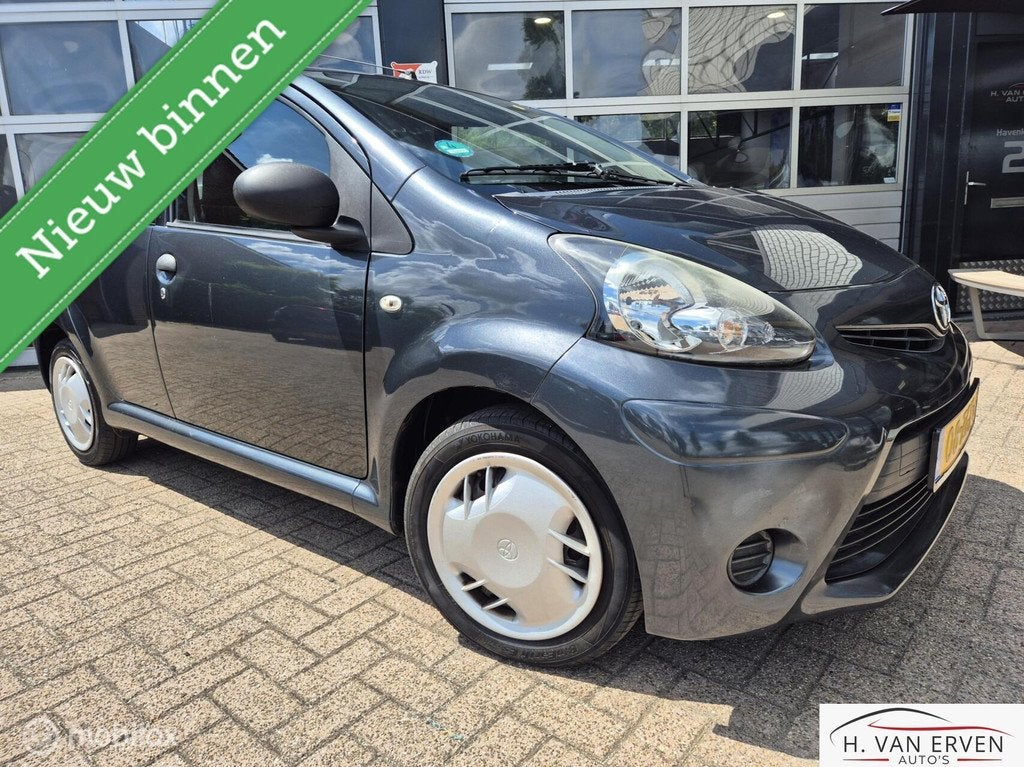 Toyota Aygo 1.0 VVT-i Comfort AIRCO NAP, Voorwielaandrijving, Euro 5, Stof, Zwart