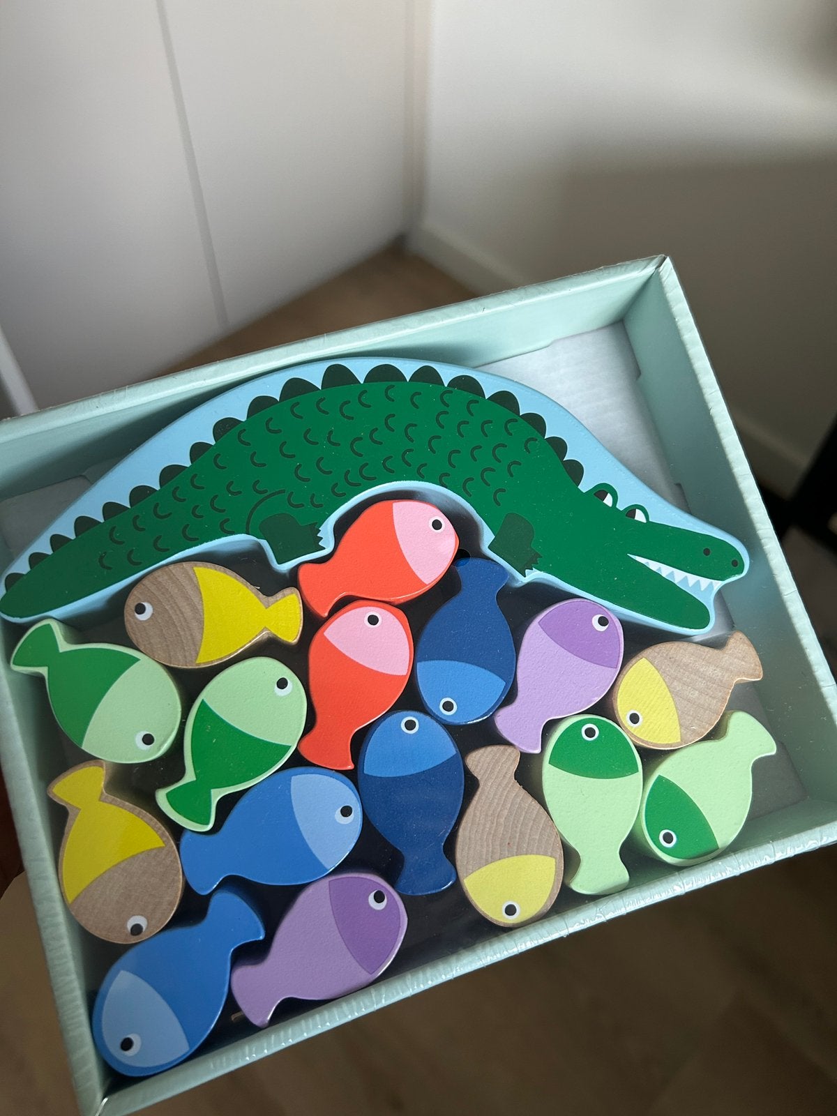Wiebelende houten krokodil - Hema, Ophalen, Nieuw