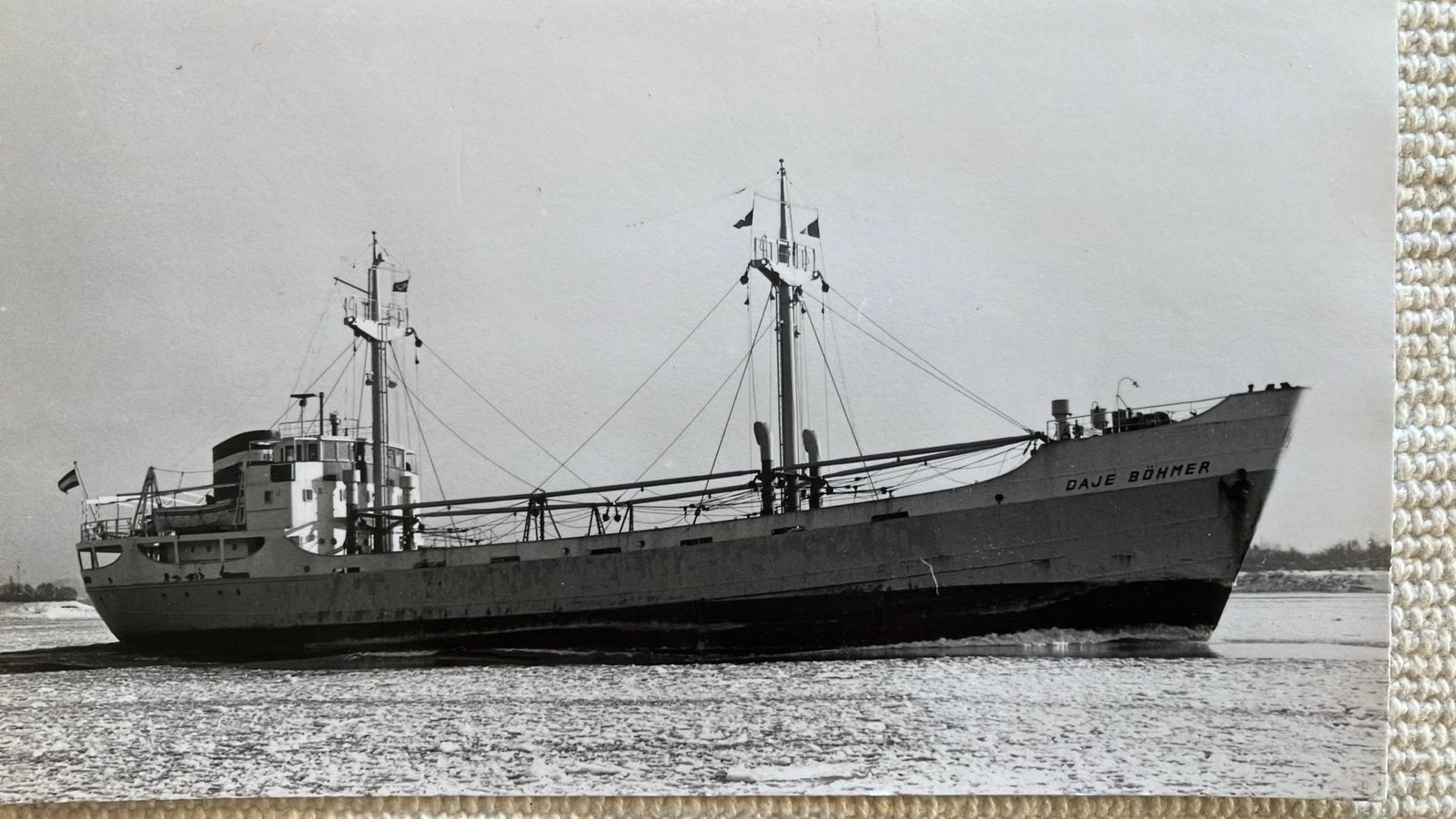 DAJE BÖHMER  1950  Nautiek KNSM Vuijk, Verzamelen, Scheepvaart, Ophalen of Verzenden, Zo goed als nieuw, Kaart, Foto of Prent