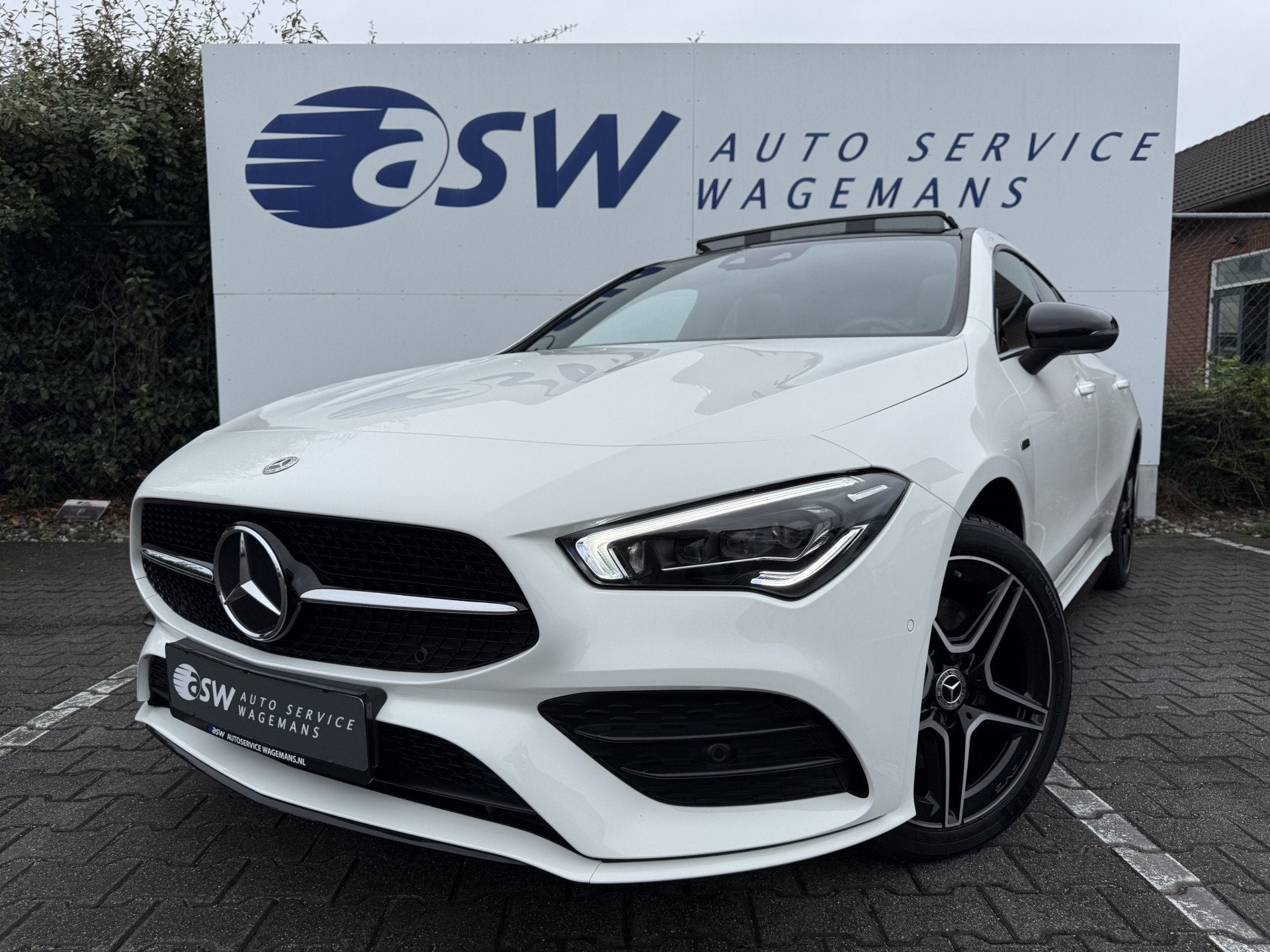 Mercedes-Benz CLA Shooting Brake 250 e Business Solution AMG, Gebruikt, 4 cilinders, Met garantie (alle), 1650 kg