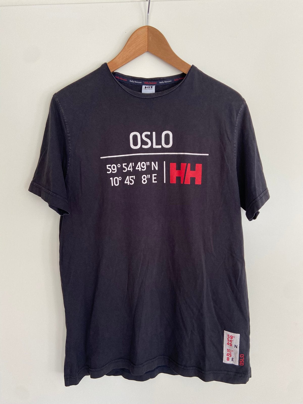 Helly Hansen “Oslo Coordinates” T-shirt Maat M, Ophalen of Verzenden, Gedragen, Maat 48/50 (M), Zwart