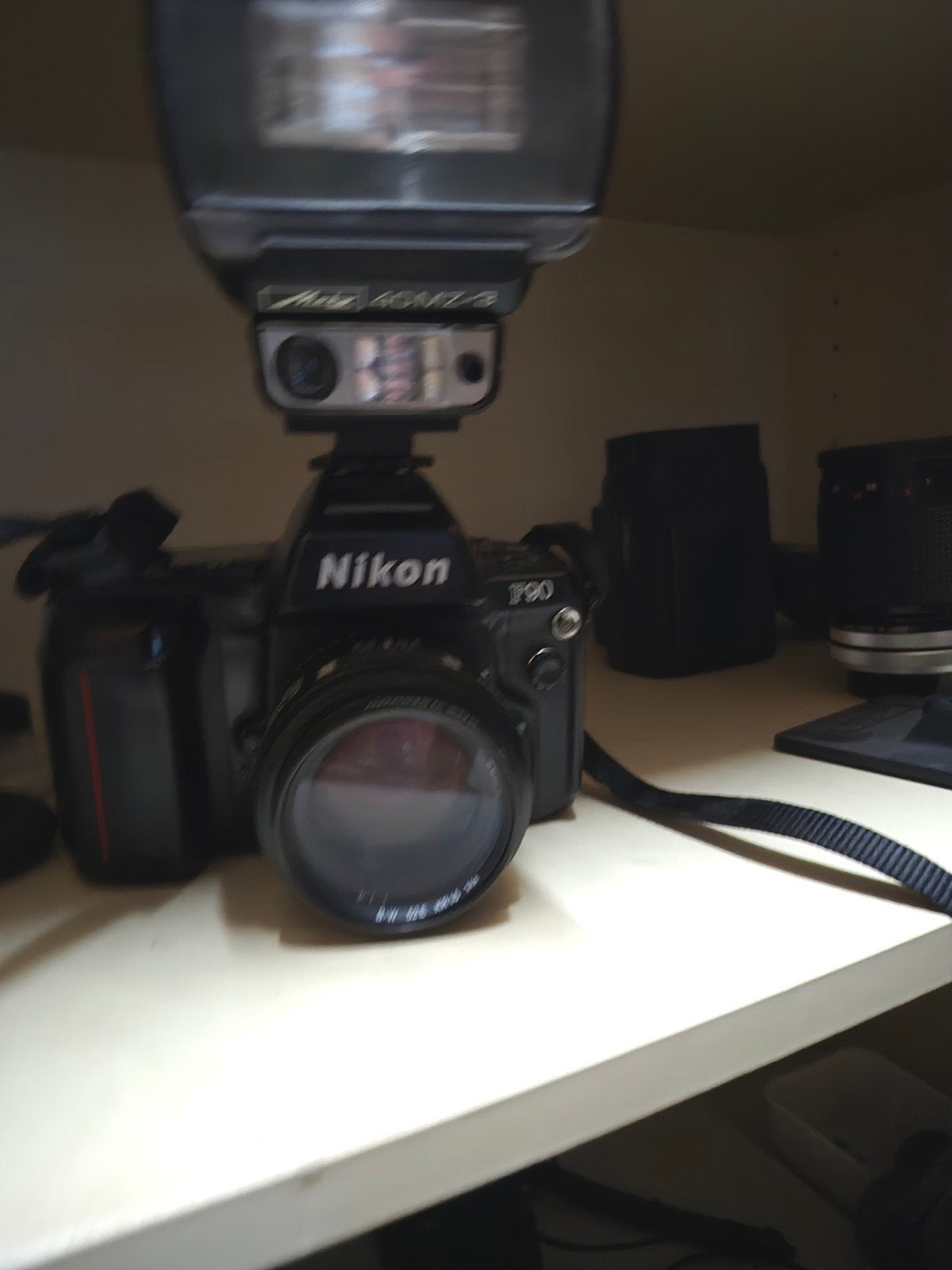 Nikon F90 Spiegelreflexcamera met Metz 40MZ-3 flitser, Ophalen, Gebruikt, Spiegelreflex, Nikon