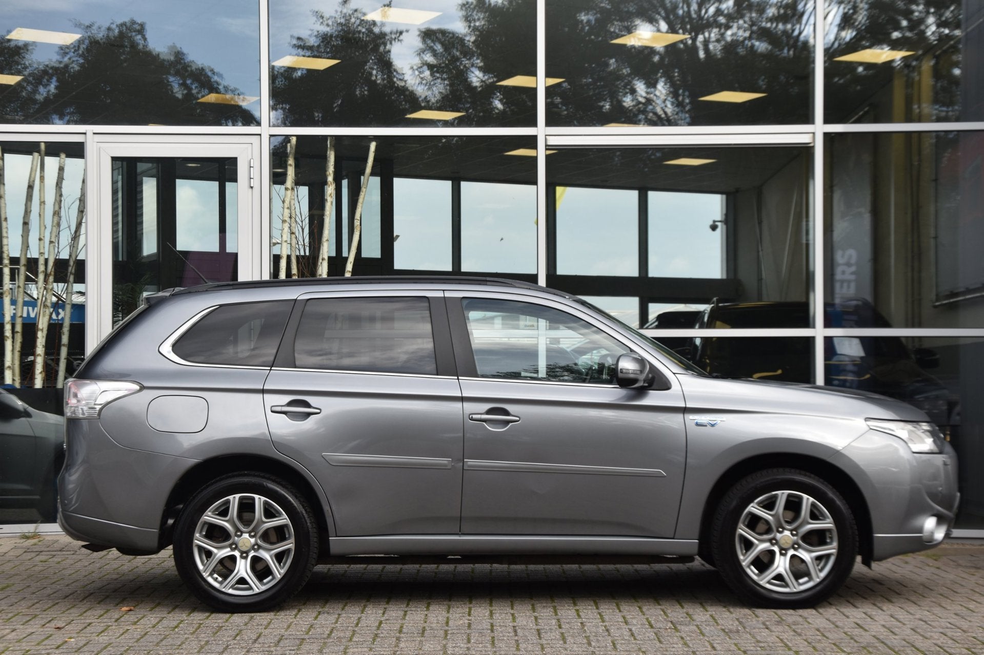 Mitsubishi Outlander 2.0 PHEV Executive | 4WD | Navi | Camer, Zwart, 4 cilinders, Vierwielaandrijving, Hybride Elektrisch/Benzine