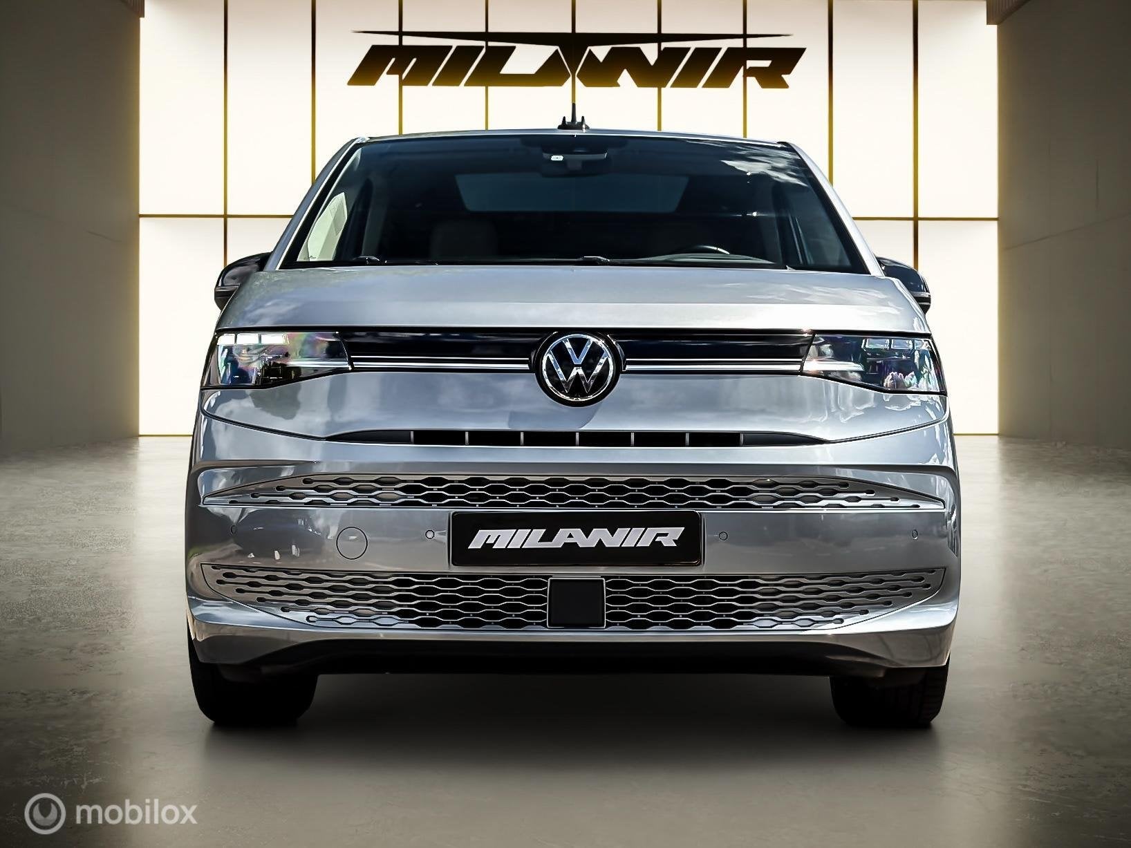 Volkswagen MULTIVAN 2.0 Benzine |Pano|Massage|VOL!, Automaat, Stof, Gebruikt, 1922 kg