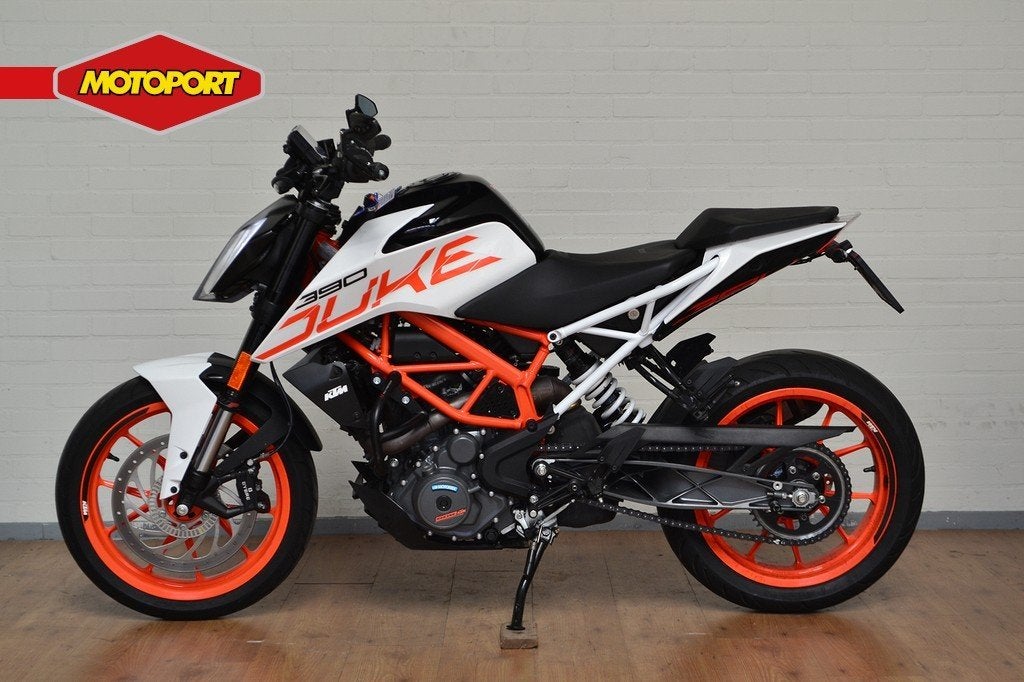 KTM 390 DUKE (bj 2021), Motoren, Bedrijf, Motoport Rockanje, Magazijn@motoportrockanje.nl, Moolhoek 6
3235 XK  Rockanje