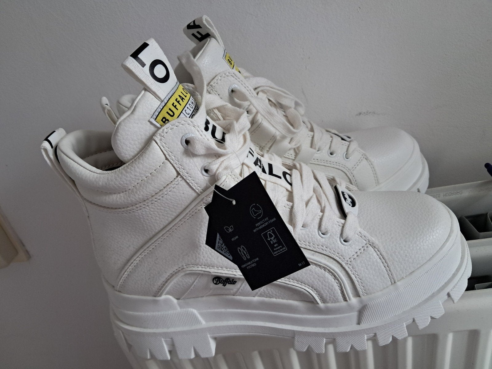 Hoge buffalo schoenen nieuw mt 41 (hoge sneakers), Ophalen of Verzenden, Nieuw, Zwart, Sneakers of Gympen