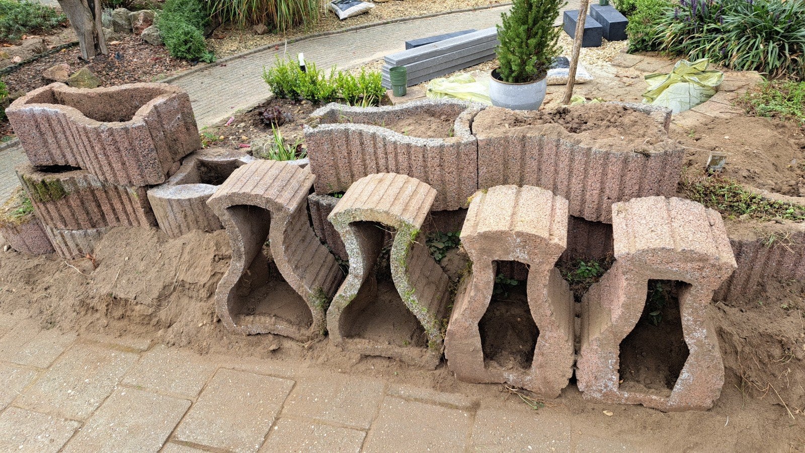17 stapelbare bloembakken van beton, Tuin en Terras, Ophalen, Gebruikt, Minder dan 60 cm, Overige vormen