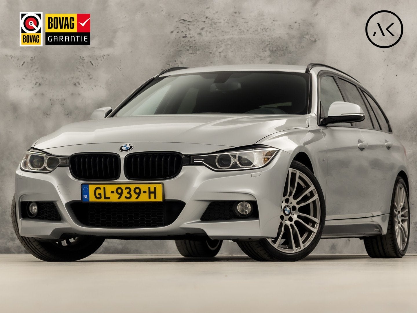 BMW 3 Serie 316i M Sport High Executive (GROOT NAVI, M PAKKE, Auto's, BMW, 12 maanden, Gebruikt, 4 cilinders, Alcantara