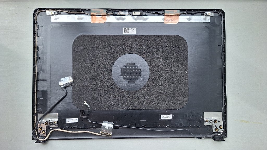 Dell Laptop Achterklep (a-shell) incl bekabeling & webcam, Ophalen of Verzenden, Gebruikt