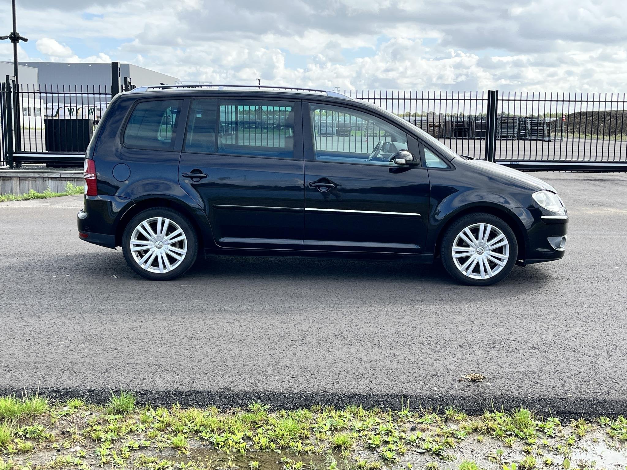 Foto 6 van Volkswagen Touran 1.4 TSI Highline Clima, cruise, stoelverwa