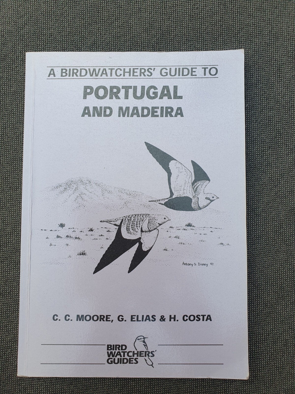 A birdwatchers guide to Portugal and Madeira, Overige merken, Europa, Ophalen of Verzenden, Zo goed als nieuw