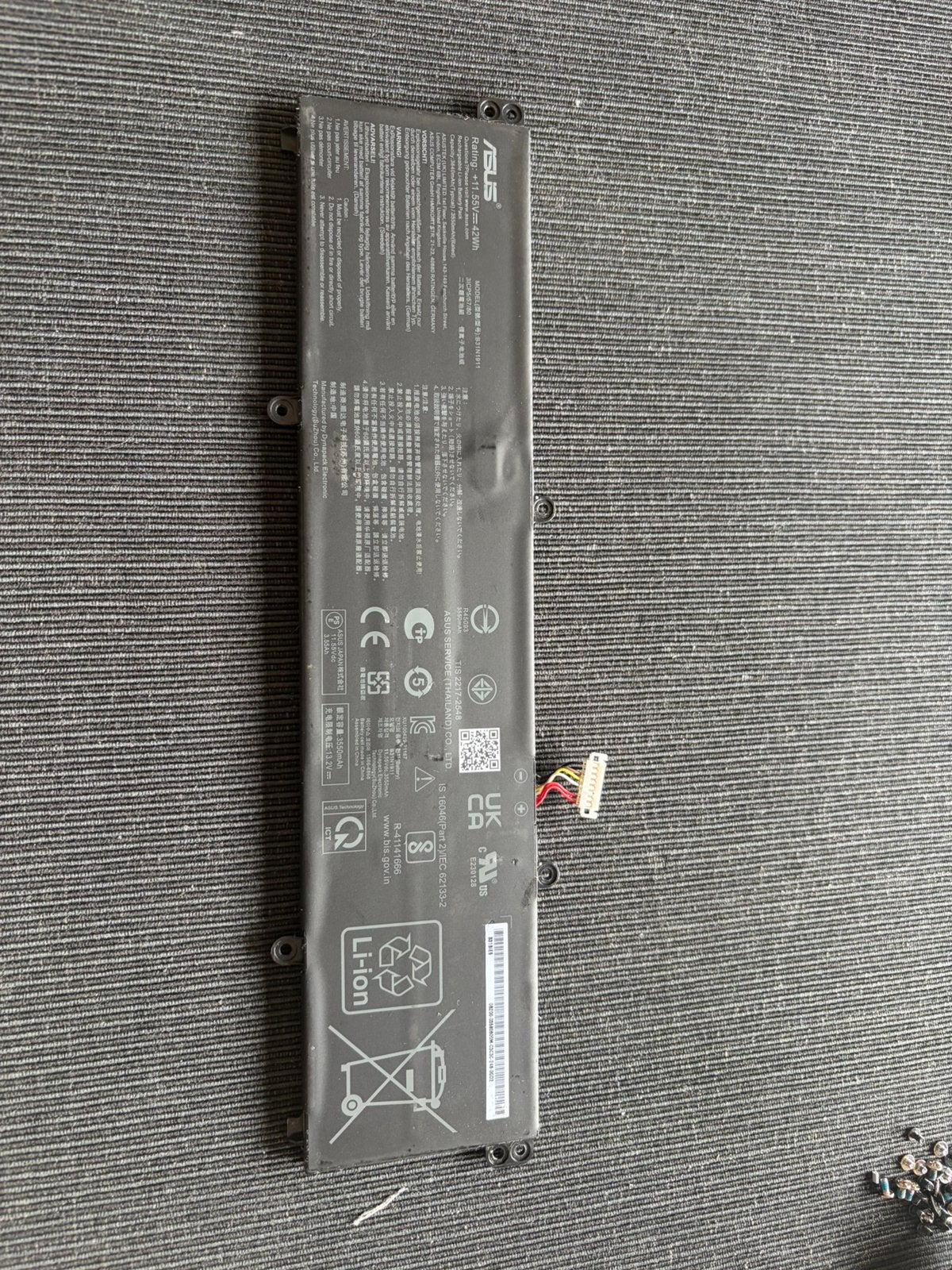 ASUS vivobook batterij B31BIE5, Ophalen, Zo goed als nieuw