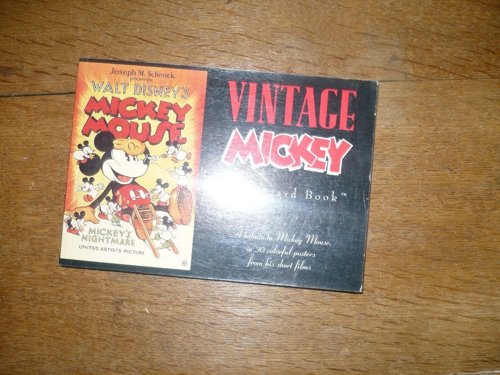 1 vintage kaarten mapje en een boek met dvd van mickey mouse, Ophalen of Verzenden, Mickey Mouse, Gebruikt, Overige typen