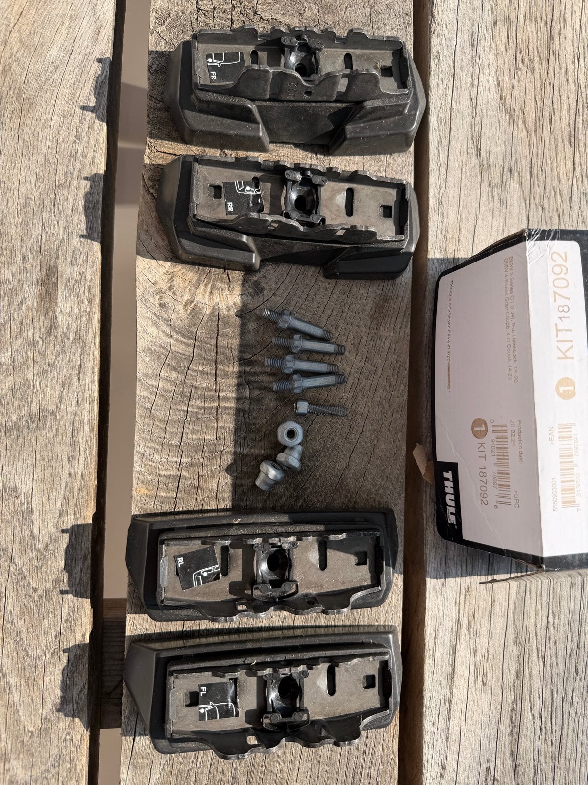 Thule Kitset Fixpoint 187092, Auto diversen, Dakdragers, Ophalen, Zo goed als nieuw