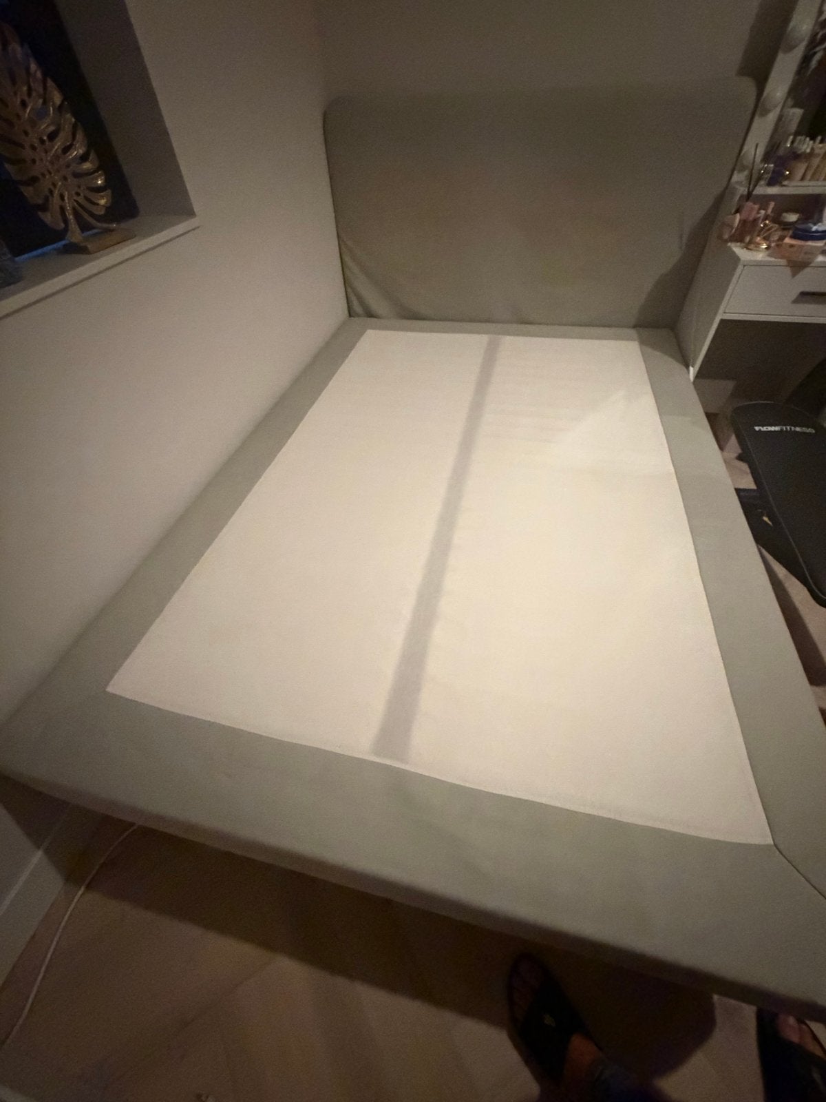 IKEA Boxspring 140x200cm - Gebruikt beige met hoofdbord, Ophalen, Gebruikt, Tweepersoons, 140 cm