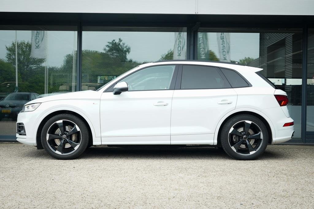 Audi Q5 3.0 TDI quattro Sport S Line Black Edition / Pano /, Auto's, Automaat, Stof, Gebruikt, Q5
