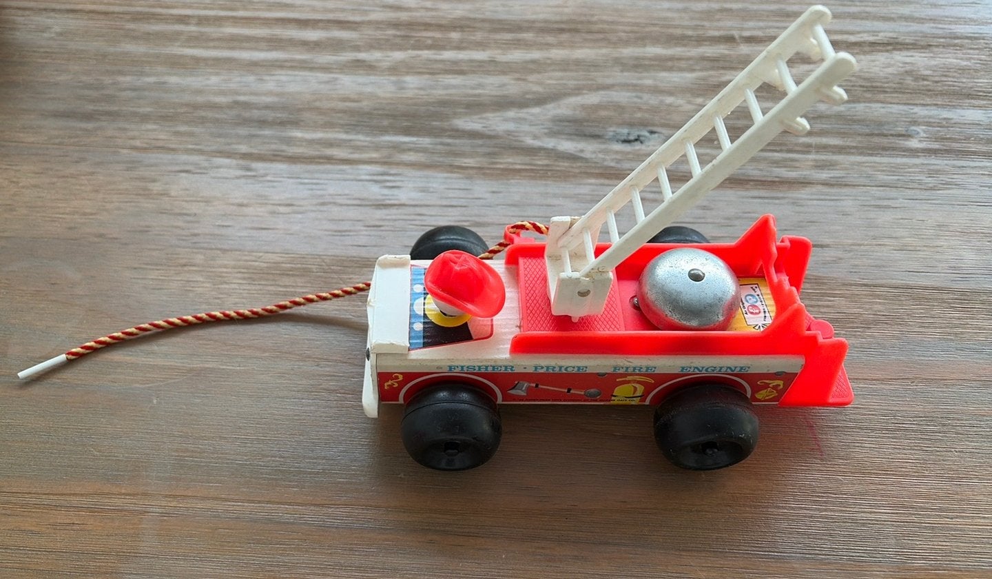 Vintage fisher price brandweerauto, Verzamelen, Ophalen, Gebruikt
