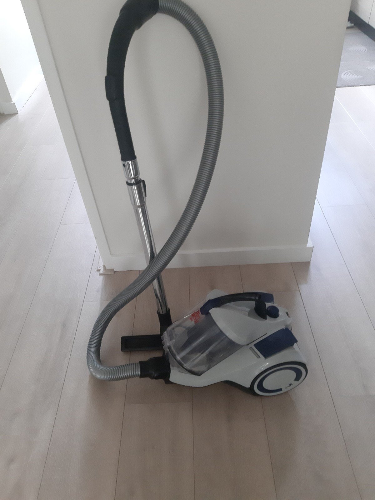 Stofzuiger in goede staat geen zak nodig
Werkt nog goed€15, Ophalen of Verzenden, Nieuw
