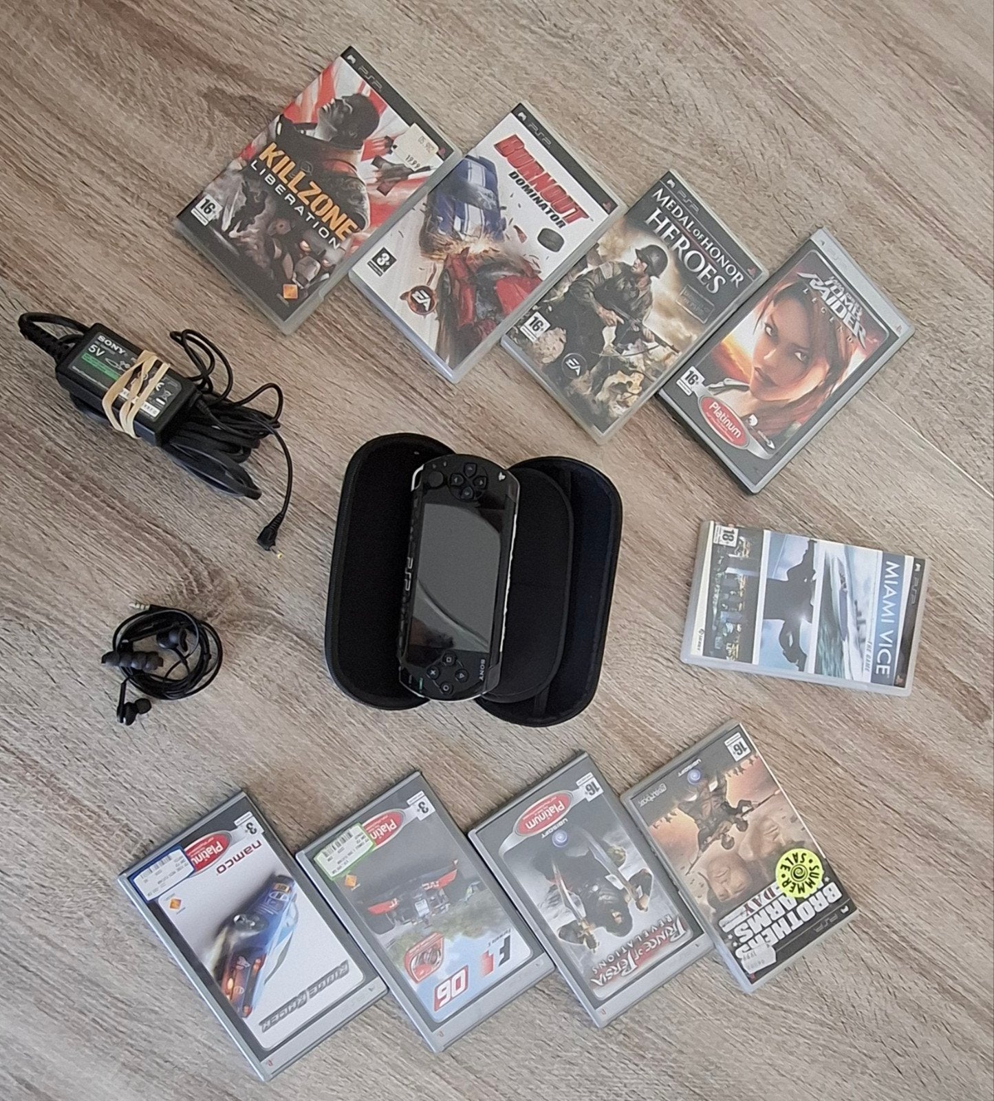 PSP met 8GB Memory Stick en 10 games, Ophalen, PSP