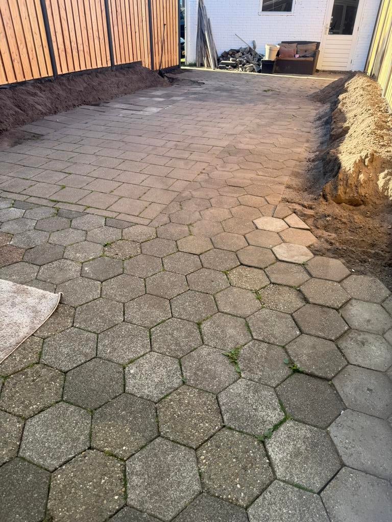 Gratis stenen zelf eruit halen, Tuin en Terras, Ophalen of Verzenden, Zo goed als nieuw, 10 m² of meer, Beton