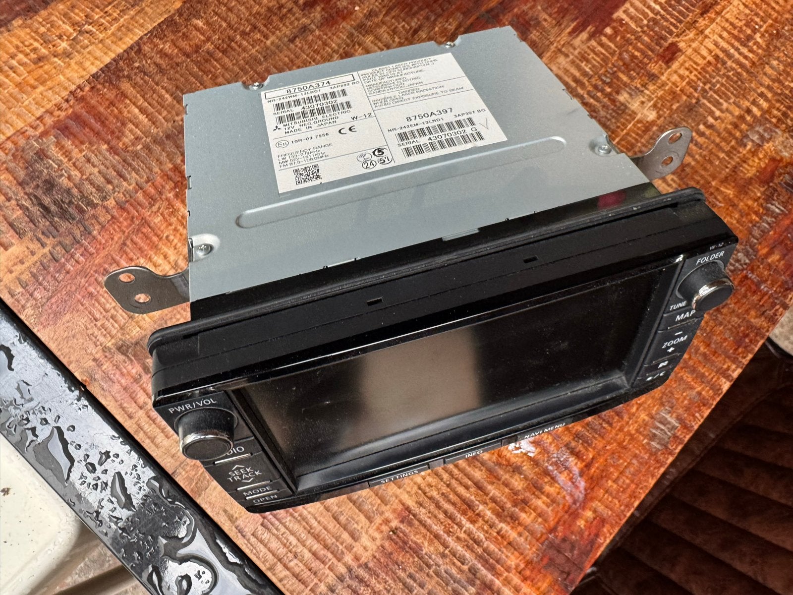 Mitsubishi Outlander Radio Navigatie - W12, Auto diversen, Autoradio's, Ophalen of Verzenden, Gebruikt