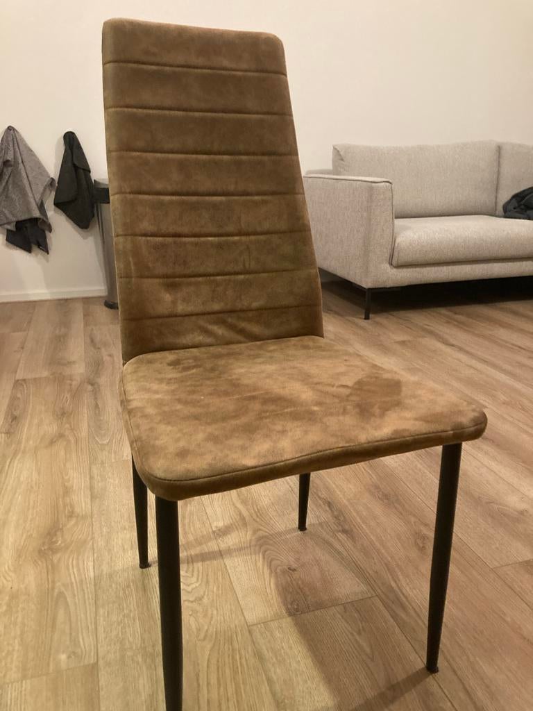 4 bruine Leen Bakker stoelen, Ophalen, Bruin, Zo goed als nieuw, Vier