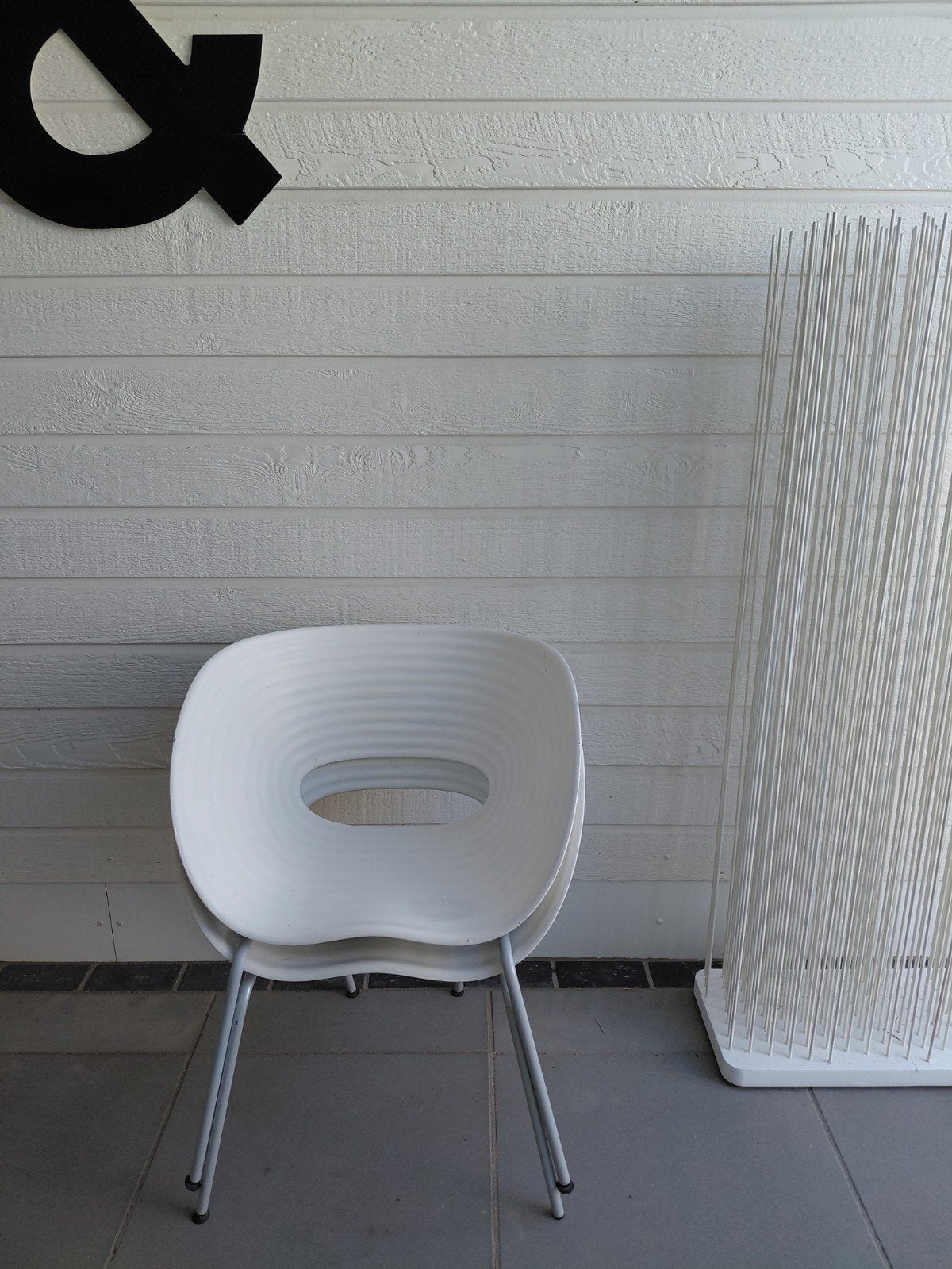 2 witte Design witte Vitra Tom Vac  kuipstoelen, Ophalen