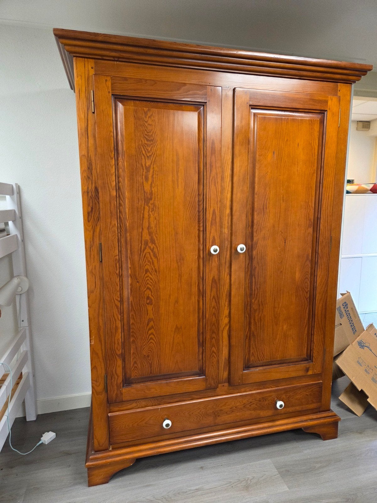 linnenkast + bed + nachtkastjes, Ophalen