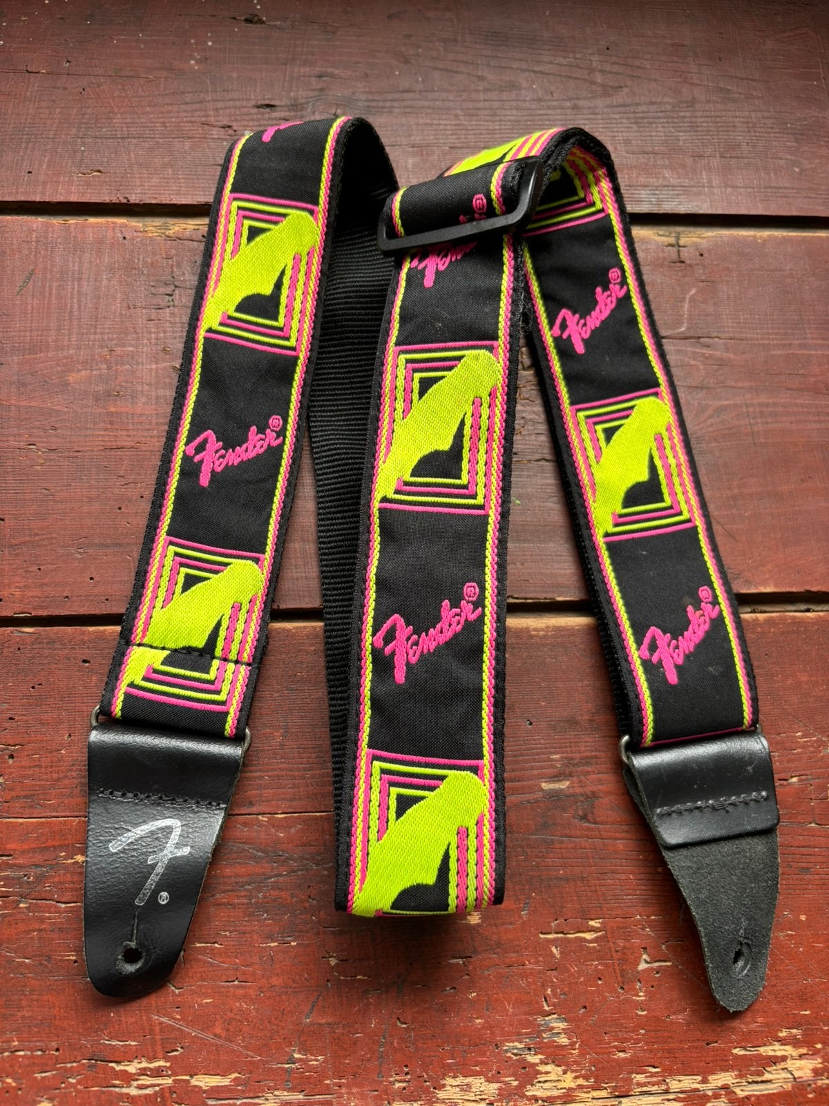 Fender gitaarband Strap yellow/pink, Ophalen of Verzenden, Zo goed als nieuw, Elektrische gitaar