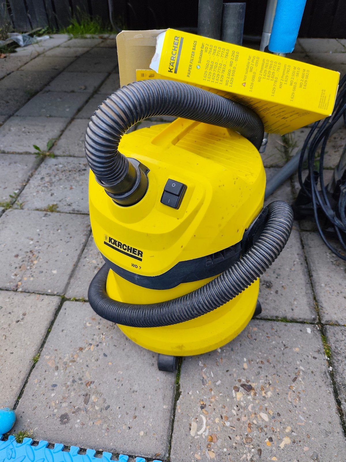 Te koop stofzuiger Karcher WD2, inclu. 3 filterzakken, Ophalen, Gebruikt